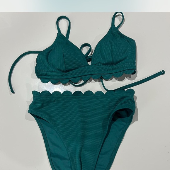 Cupshe Teal Scalloped Bikini Set - Picture 1 of 5